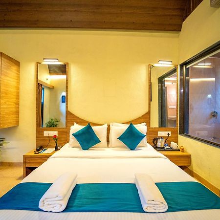 Eleven Petals Resort Nāgaon Exterior foto