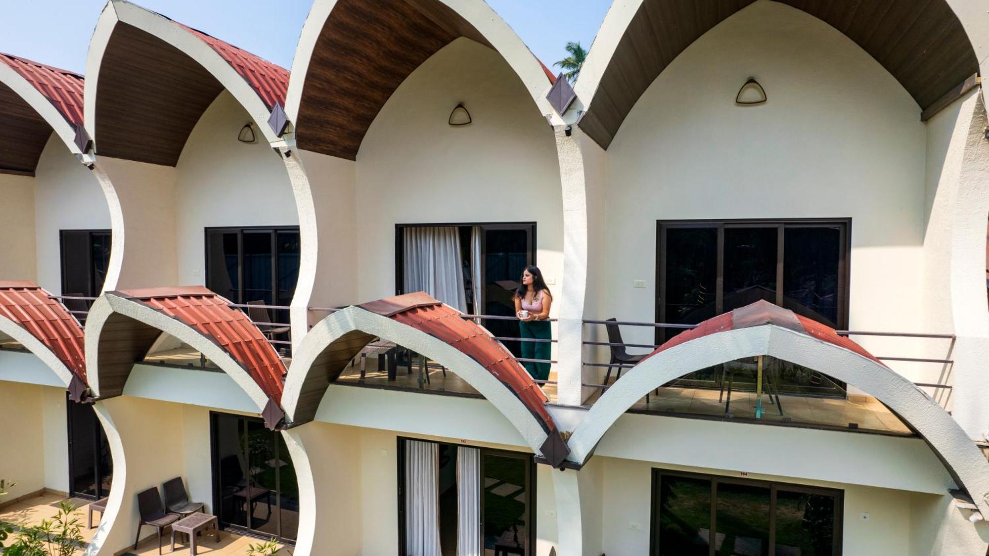 Eleven Petals Resort Nāgaon Exterior foto